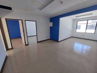 Venta de Edificio de 3 PISOS en Catedral-San José. RAH 27-375 Venta de Edificio de 3 PISOS en Catedral-San José. RAH 27-375