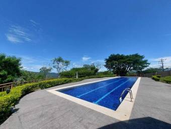 Se vende casa en Mora Colón 27-325