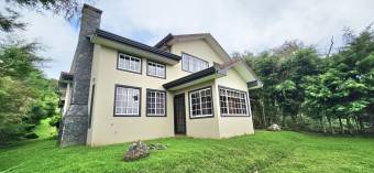 Venta de Casa en Las Nubes de Coronado, San José. Cod.CV5448