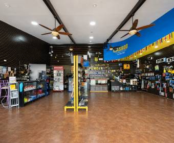 Commercial building for sale on Calle Meza, Alajuela.