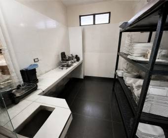 Commercial building for sale on Calle Meza, Alajuela.