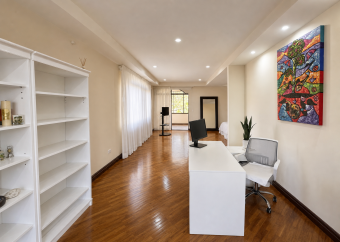 Casa independiente de 2 plantas a la venta en La Caraña, Piedades de Santa Ana