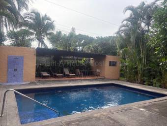 Venta de Apartamento en Mora-Colón. RAH 27-323