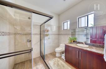 Se Vende Casa en Subcondominio de Residencial Altamonte, Granadilla de Curridabat 3 Habita Se Vende Casa en Subcondominio de Residencial Altamonte, Granadilla de Curridabat 3 Habita