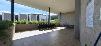 Se alquila apartamento en Piedades Santa Ana 27-65