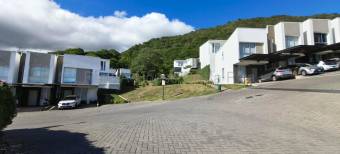 Se alquila apartamento en Piedades Santa Ana 27-65