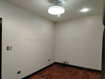 Se alquila casa en La Ribera Belén 27-379