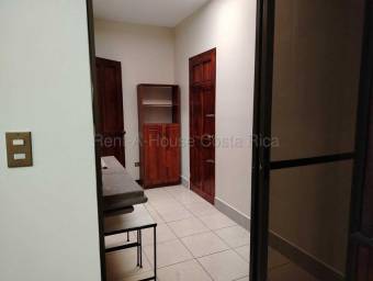 Se alquila casa en La Ribera Belén 27-379