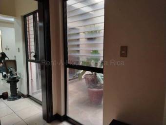 Se alquila casa en La Ribera Belén 27-379