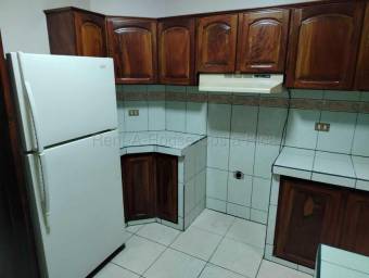 Se alquila casa en La Ribera Belén 27-379