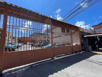 Se vende casa en Zapote San José 26-1913