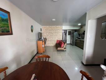 Se vende casa en Zapote San José 26-1913