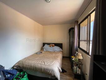 Se vende casa en Zapote San José 26-1913