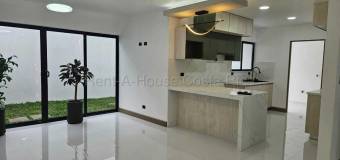 Venta de Casa en La Unión-San Juan de Cartago. RAH 27-394