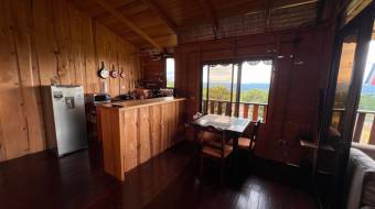VENTA DE CABAÑA DE MONTAÑA EN MIRAVALLES, PEREZ ZELEDON VISTA PANORAMICA Y POTENCIAL AIRBNB