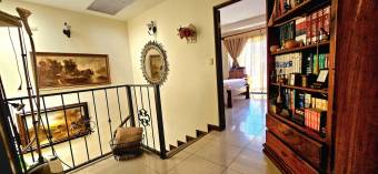 House for sale in Moravia, San José. Code CV5428
