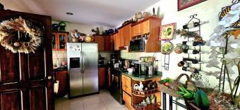 House for sale in Moravia, San José. Code CV5428