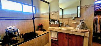 House for sale in Moravia, San José. Code CV5428