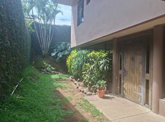 Se vende linda casa en Ayarco, Curridabat Se vende linda casa en Ayarco, Curridabat