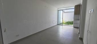Se alquila apartamento en Piedades Santa Ana 27-65