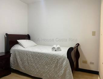 Se alquila apartamento en Santa Ana San José 27-46