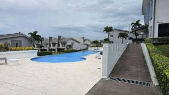 Se alquila casa en San Rafael Escazú 27-385