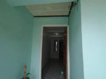 Casa con 2 apartamentos en Santo Tomás de Santo Domingo