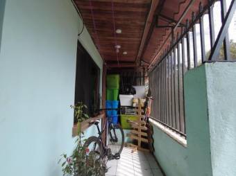 Casa con 2 apartamentos en Santo Tomás de Santo Domingo
