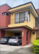 Se Vende Casa en La Ribera de Belén, Heredia