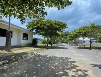 Vendo lote en Condominio Villa verde, Contiguo Entrada Punta Leona
