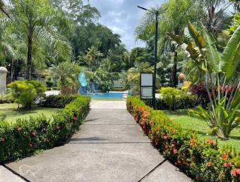 Vendo lote en Condominio Villa verde, Contiguo Entrada Punta Leona