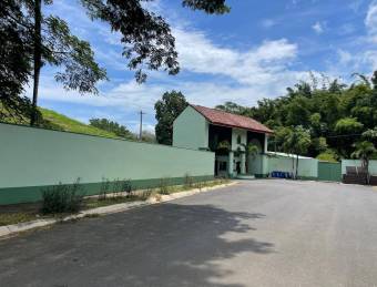 Vendo lote en Condominio Villa verde, Contiguo Entrada Punta Leona