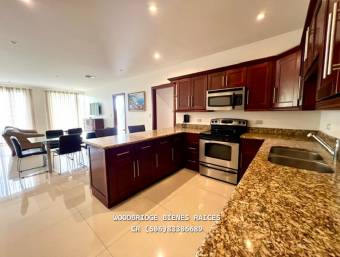 Escazú apartamento amoblado alquiler $2.300 /210 metros