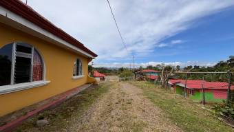 SE VENDE PROPIEDAD MIXTA COMERCIAL Y RESIDENCIAL SOBRE INTERAMERICANA