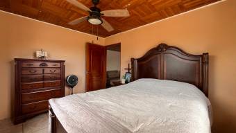 SE VENDE PROPIEDAD MIXTA COMERCIAL Y RESIDENCIAL SOBRE INTERAMERICANA