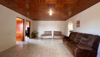 SE VENDE PROPIEDAD MIXTA COMERCIAL Y RESIDENCIAL SOBRE INTERAMERICANA