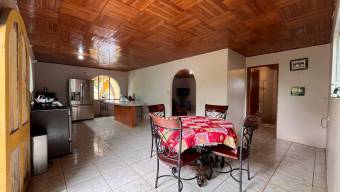 SE VENDE PROPIEDAD MIXTA COMERCIAL Y RESIDENCIAL SOBRE INTERAMERICANA