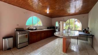 SE VENDE PROPIEDAD MIXTA COMERCIAL Y RESIDENCIAL SOBRE INTERAMERICANA