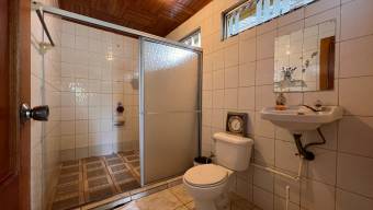 SE VENDE PROPIEDAD MIXTA COMERCIAL Y RESIDENCIAL SOBRE INTERAMERICANA