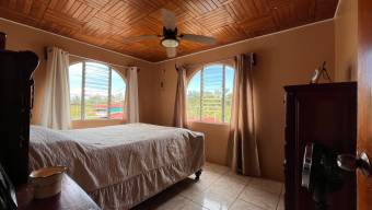 SE VENDE PROPIEDAD MIXTA COMERCIAL Y RESIDENCIAL SOBRE INTERAMERICANA