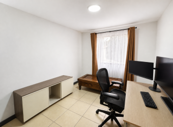 Casa tipo townhouse en venta en Condominio Santa Ana Hills