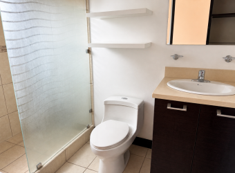 Casa tipo townhouse en venta en Condominio Santa Ana Hills