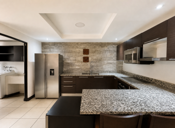 Casa tipo townhouse en venta en Condominio Santa Ana Hills