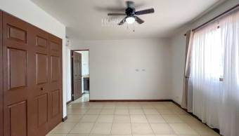 ¡En Venta! Casa en Condominio Sacramento 3 Habitaciones y Cuarto de Servicio nja1120