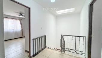 ¡En Venta! Casa en Condominio Sacramento 3 Habitaciones y Cuarto de Servicio nja1120