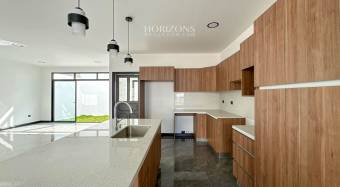 Estrene Moderna Casa en Venta Con 3 Habitaciones Amplias en Condominio Distrito San Juan n