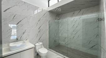 Estrene Moderna Casa en Venta Con 3 Habitaciones Amplias en Condominio Distrito San Juan n
