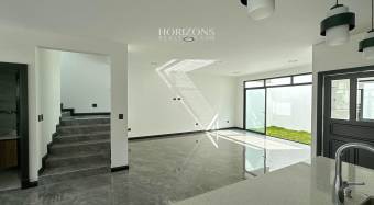 Estrene Moderna Casa en Venta Con 3 Habitaciones Amplias en Condominio Distrito San Juan n