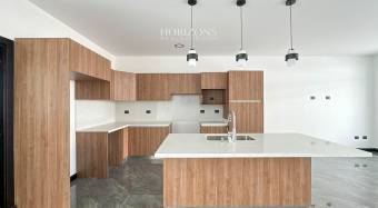 Estrene Moderna Casa en Venta Con 3 Habitaciones Amplias en Condominio Distrito San Juan n