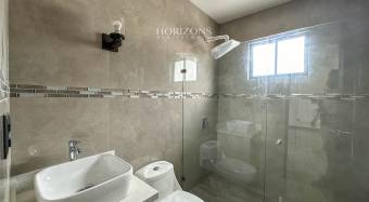 Estrene Moderna Casa en Venta Con 3 Habitaciones Amplias en Condominio Distrito San Juan n